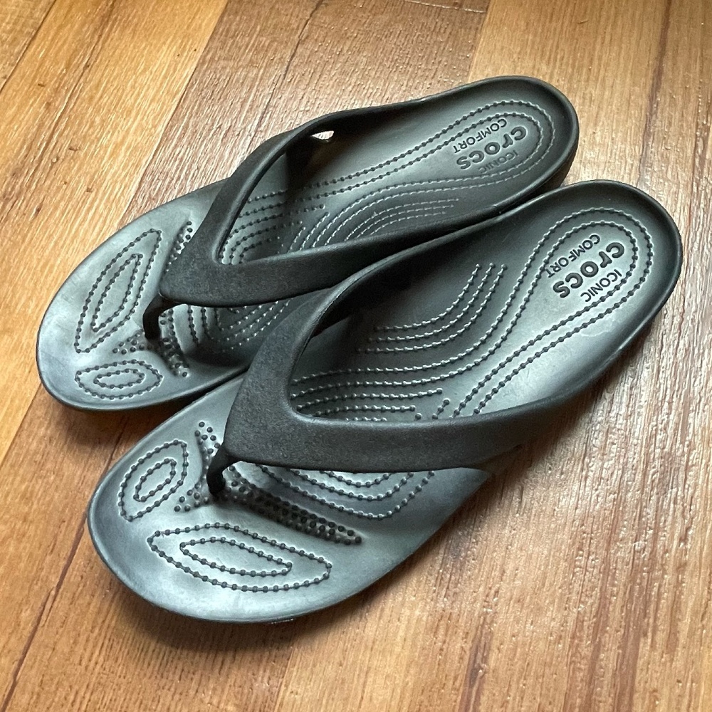 Crocs Women's Kadee II Black Flip Flops Thong Sandals Size 10